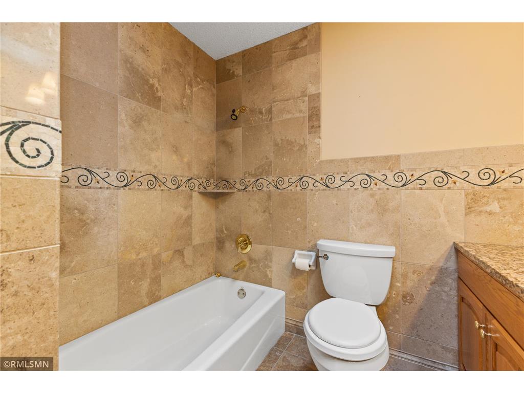 998 Kohlman Court Maplewood MN 55109 - Kohlman 6797375 image29