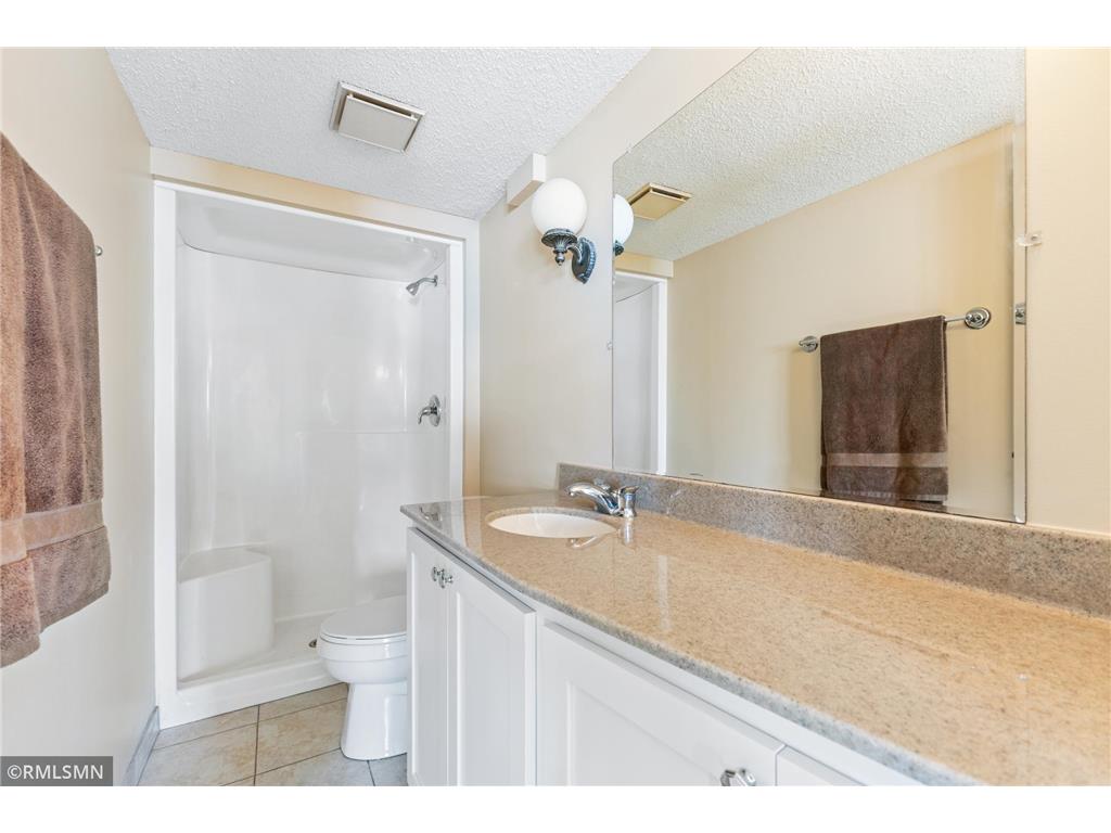 998 Kohlman Court Maplewood MN 55109 - Kohlman 6797375 image40