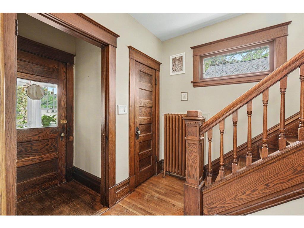 998 Minnehaha Avenue W Saint Paul MN 55104 7096850 image3