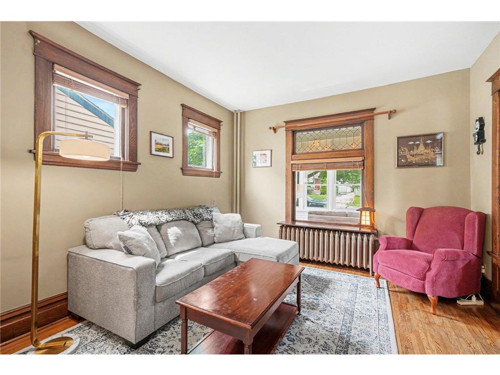 998 Minnehaha Avenue W Saint Paul MN 55104 7096850 image9