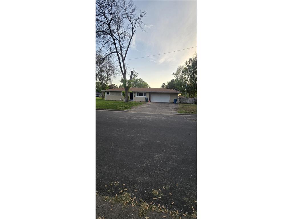 998 Overton Drive NE Fridley MN 55432 7080611 image1