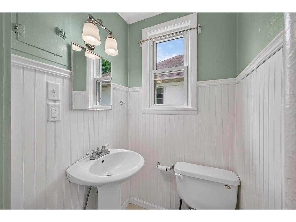 998 Woodbridge Street Saint Paul MN 55117 7101064 image11