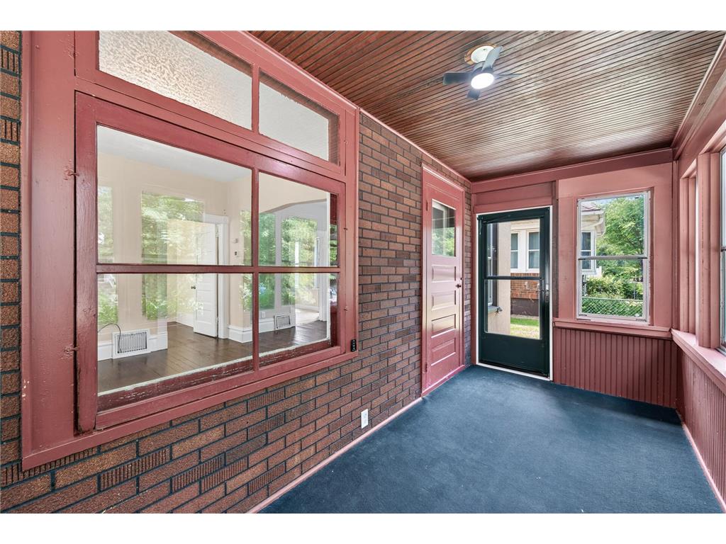 998 Woodbridge Street Saint Paul MN 55117 7101064 image5