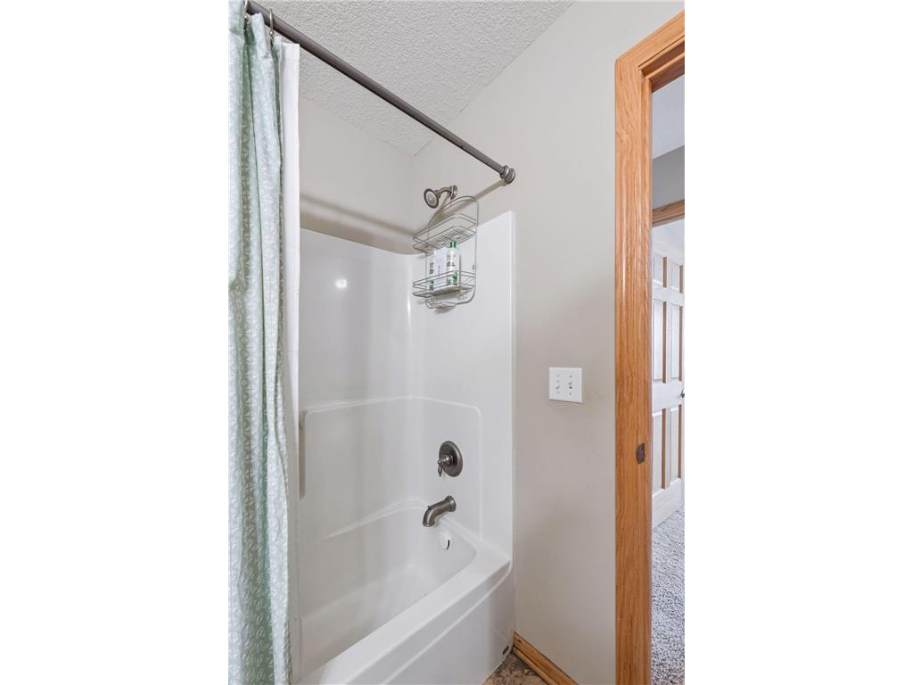 9980 Indigo Drive Eden Prairie MN 55347 7048003 image20