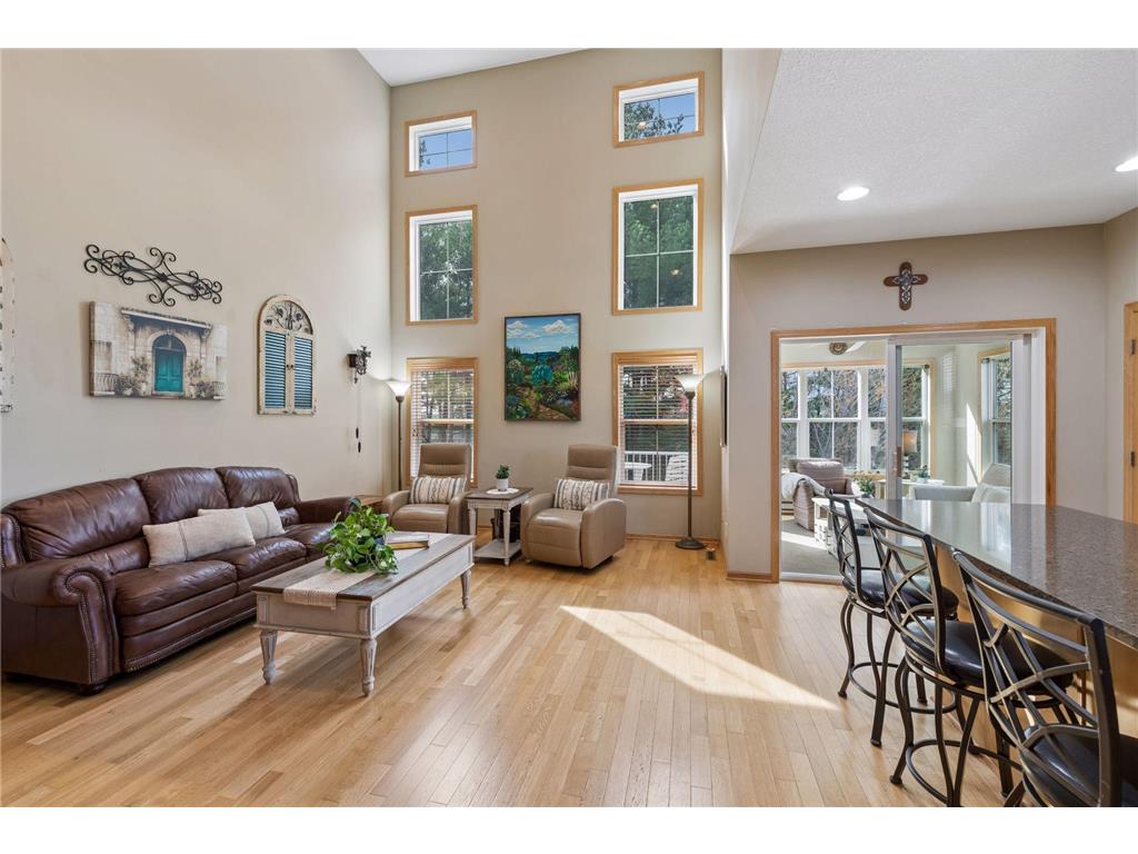 9980 Indigo Drive Eden Prairie MN 55347 7048003 image3