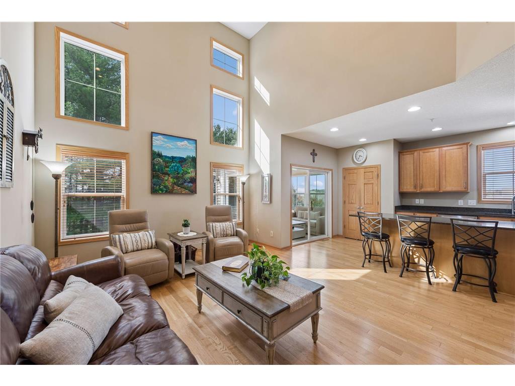 9980 Indigo Drive Eden Prairie MN 55347 7048003 image4