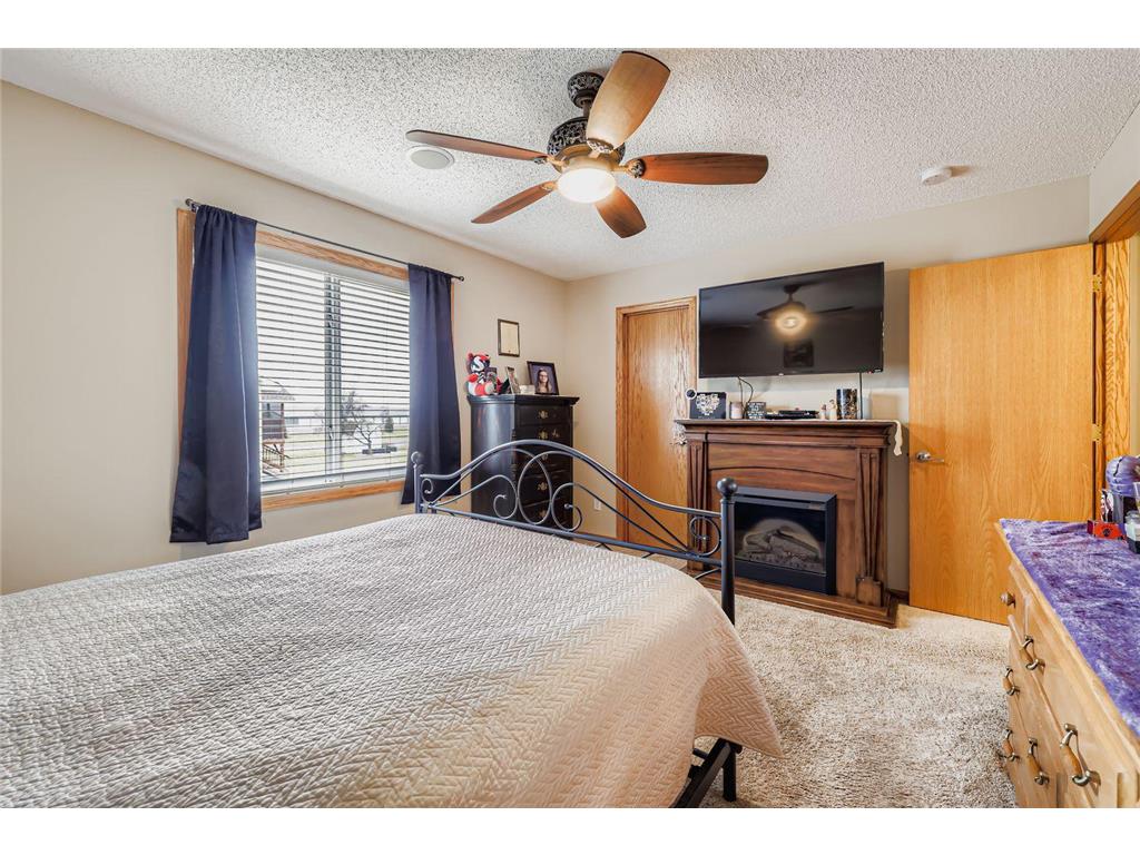 9982 Park Place Drive Monticello MN 55362 7097399 image11