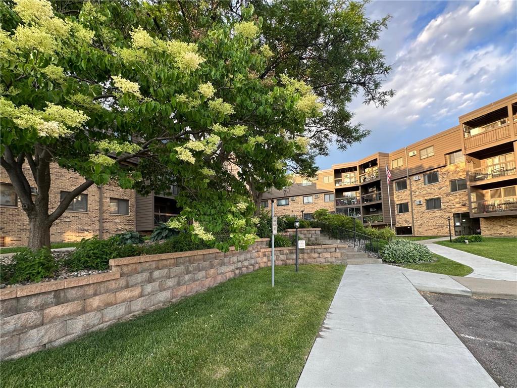 999 41st Avenue NE #212 Columbia Heights MN 55421 7088375 image4