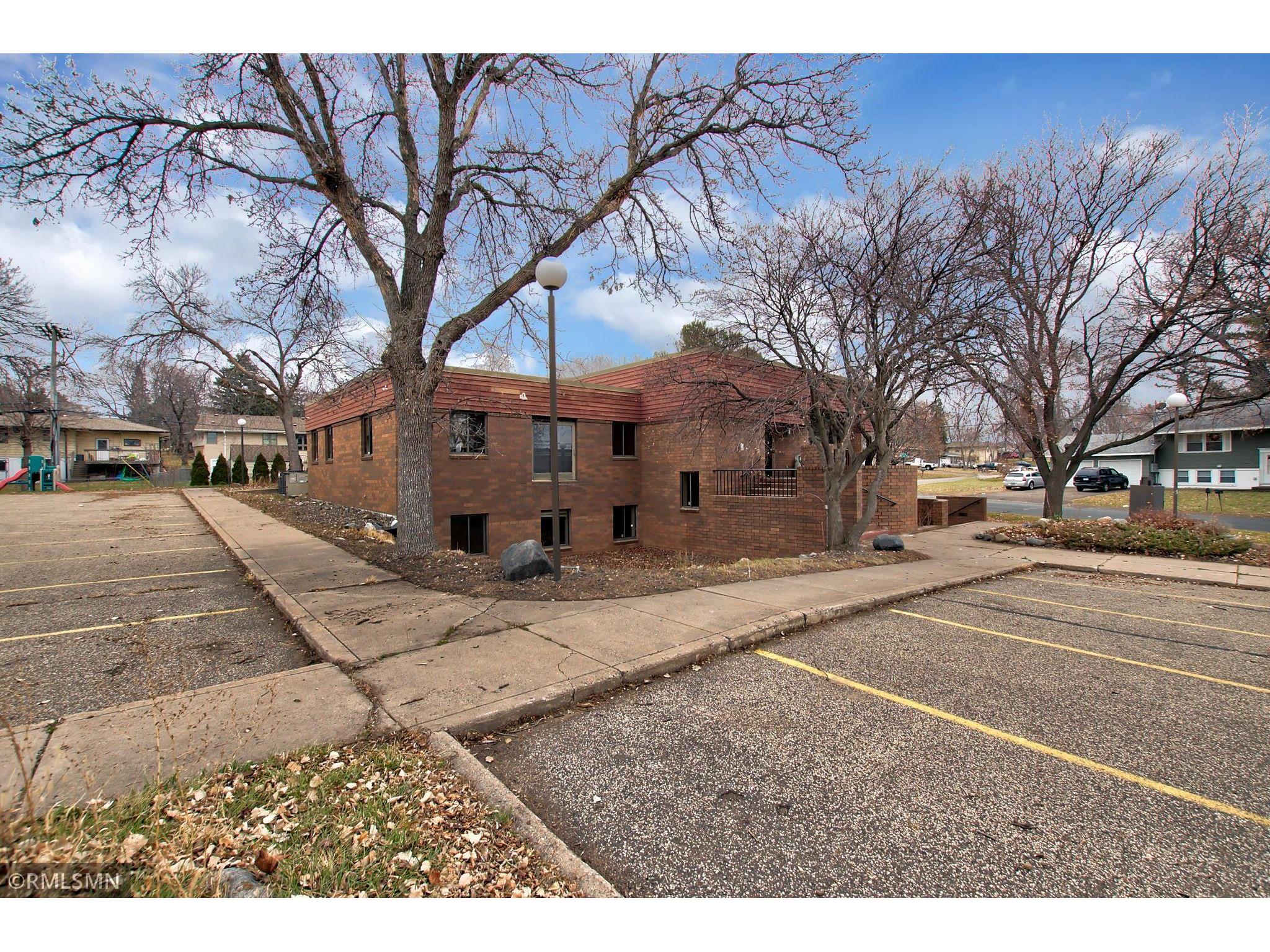 999 50th Avenue NE, Columbia Heights, MN 55421 MLS 5691355 Edina