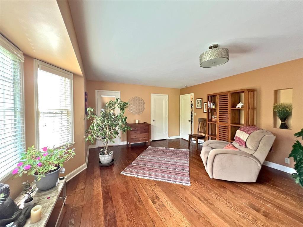 999 Nebraska Avenue W Saint Paul MN 55117 7006136 image19