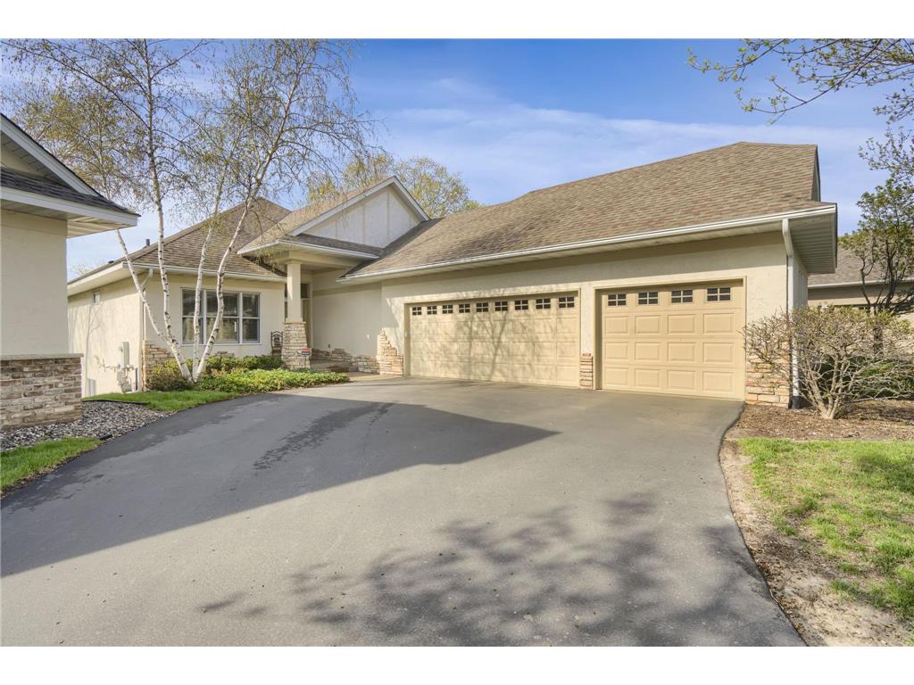 999 Nine Mile Cove E, Hopkins, MN, 55343 MLS 6369533 Edina Realty