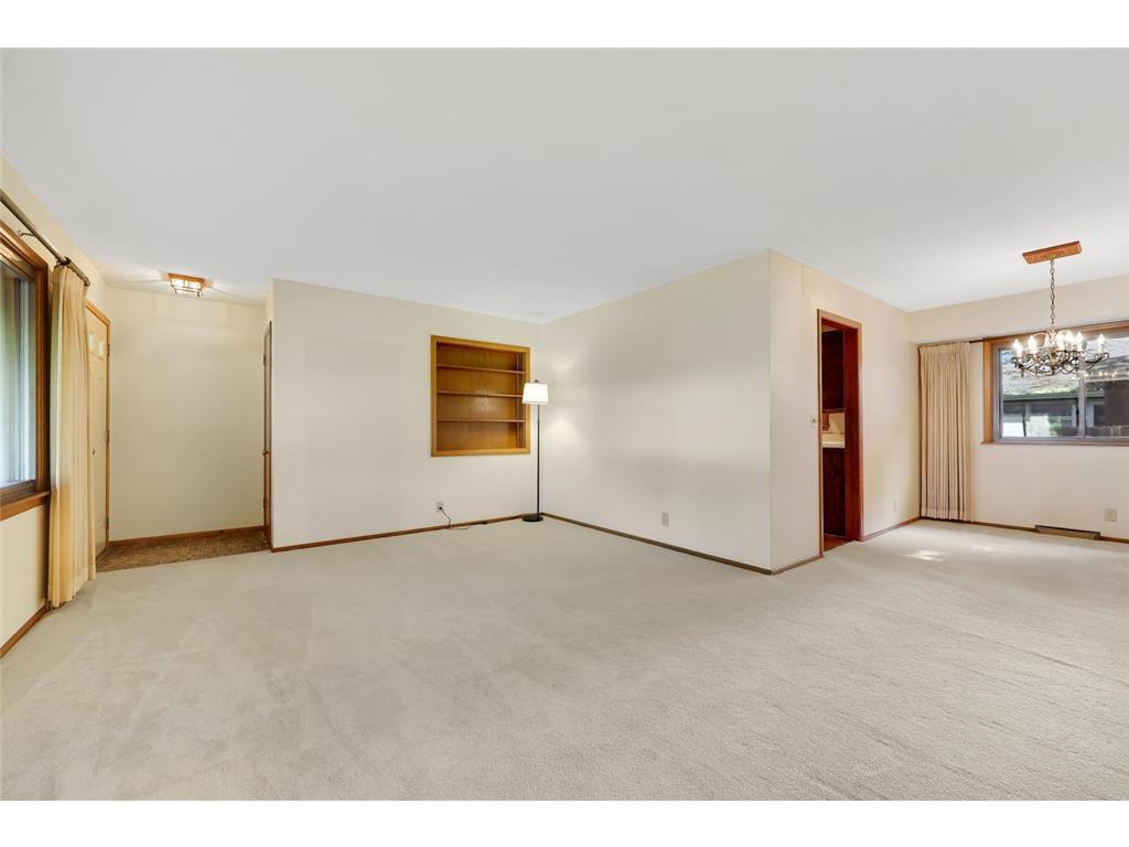 999 Overton Drive NE Fridley MN 55432 7111348 image14