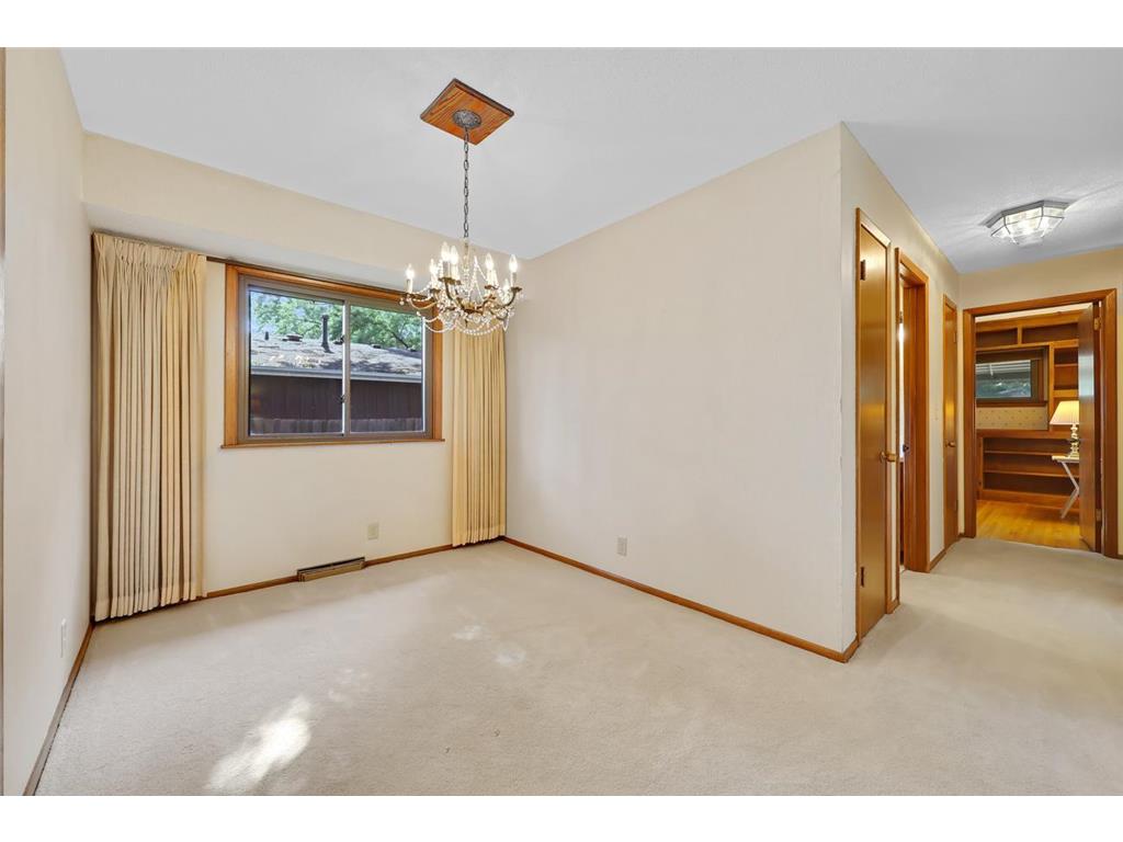 999 Overton Drive NE Fridley MN 55432 7111348 image16