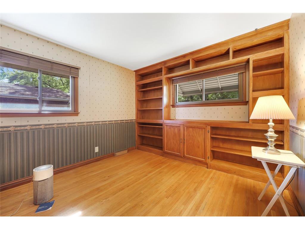 999 Overton Drive NE Fridley MN 55432 7111348 image21