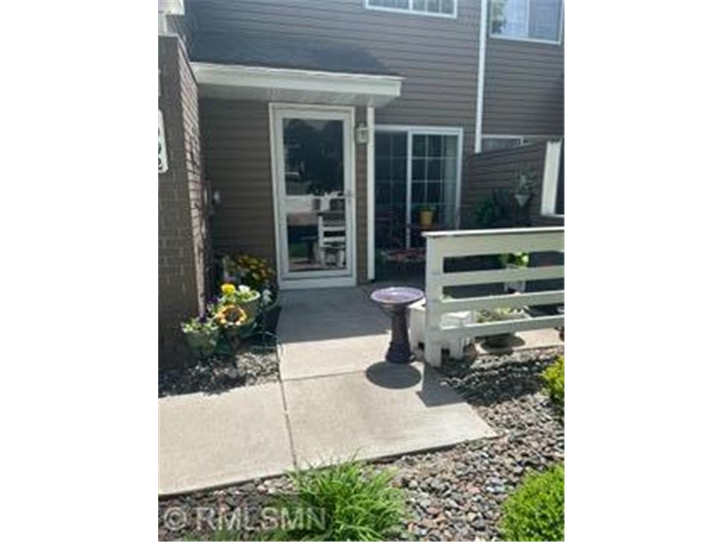 9992 NE Fillmore Street NE Blaine MN 55434 7085109 image2