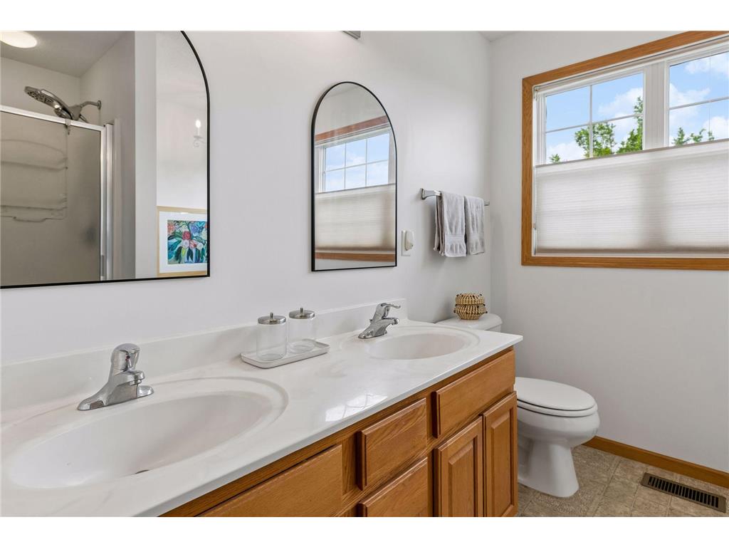 9993 Pincherry Lane Eden Prairie MN 55347 7093490 image23