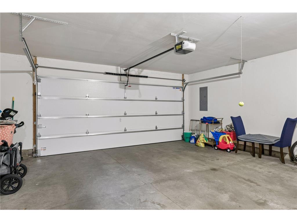 9993 Pincherry Lane Eden Prairie MN 55347 7093490 image34