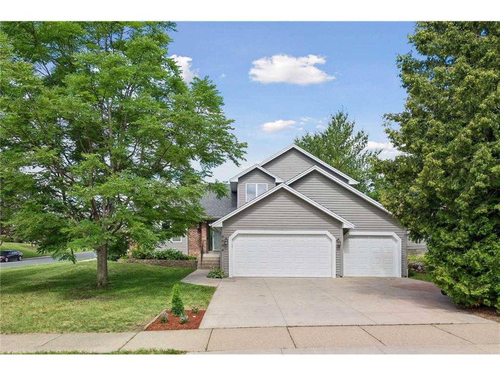 9994 Dunberry Circle Eden Prairie MN 55347 7081067 image1