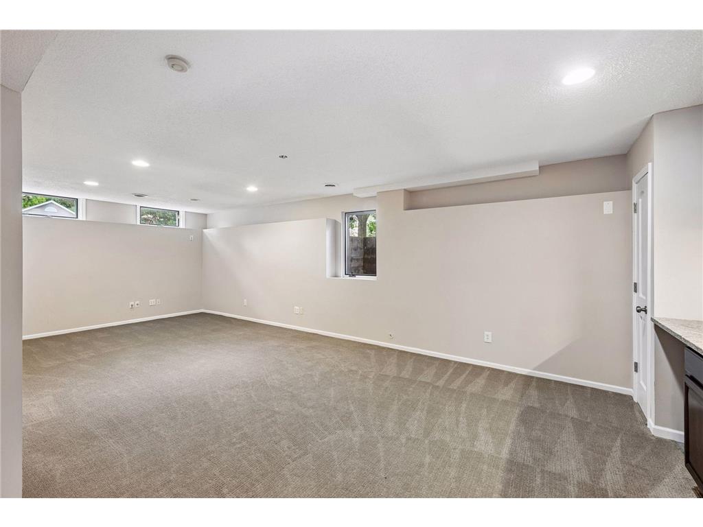 9994 Dunberry Circle Eden Prairie MN 55347 7081067 image31