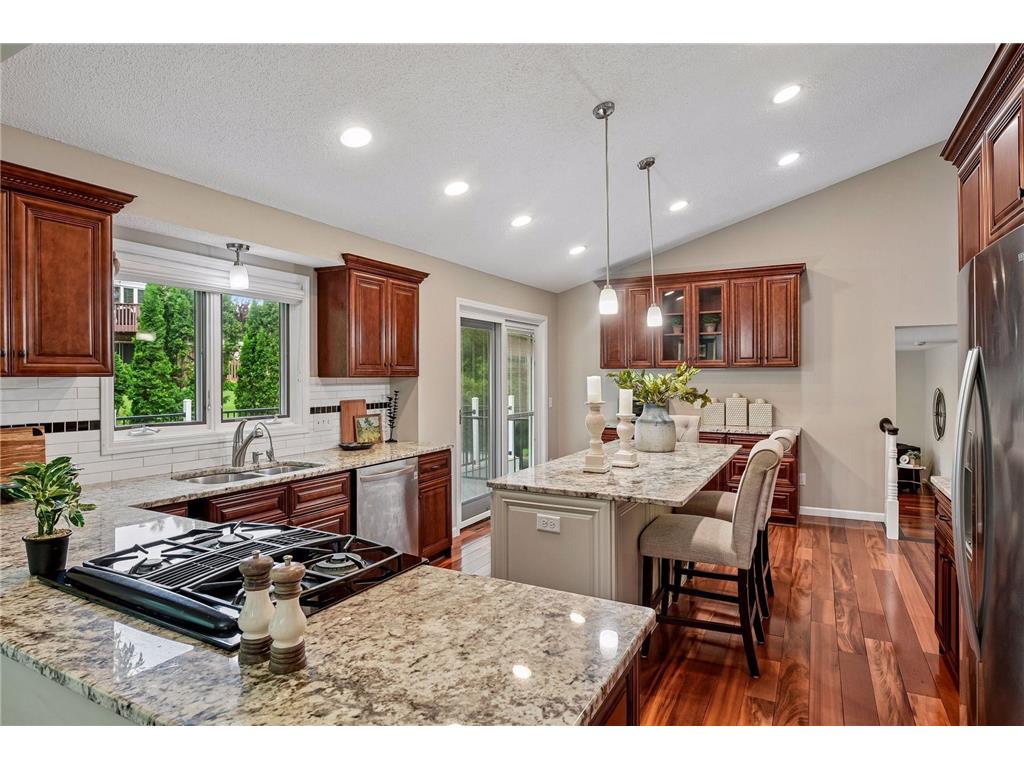 9994 Dunberry Circle Eden Prairie MN 55347 7081067 image9