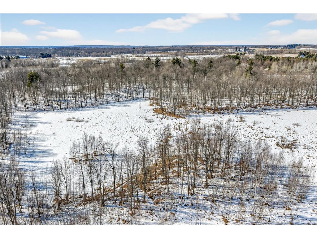 9th. 9th. St. Lakeland Twp WI 54813 7032034 image22