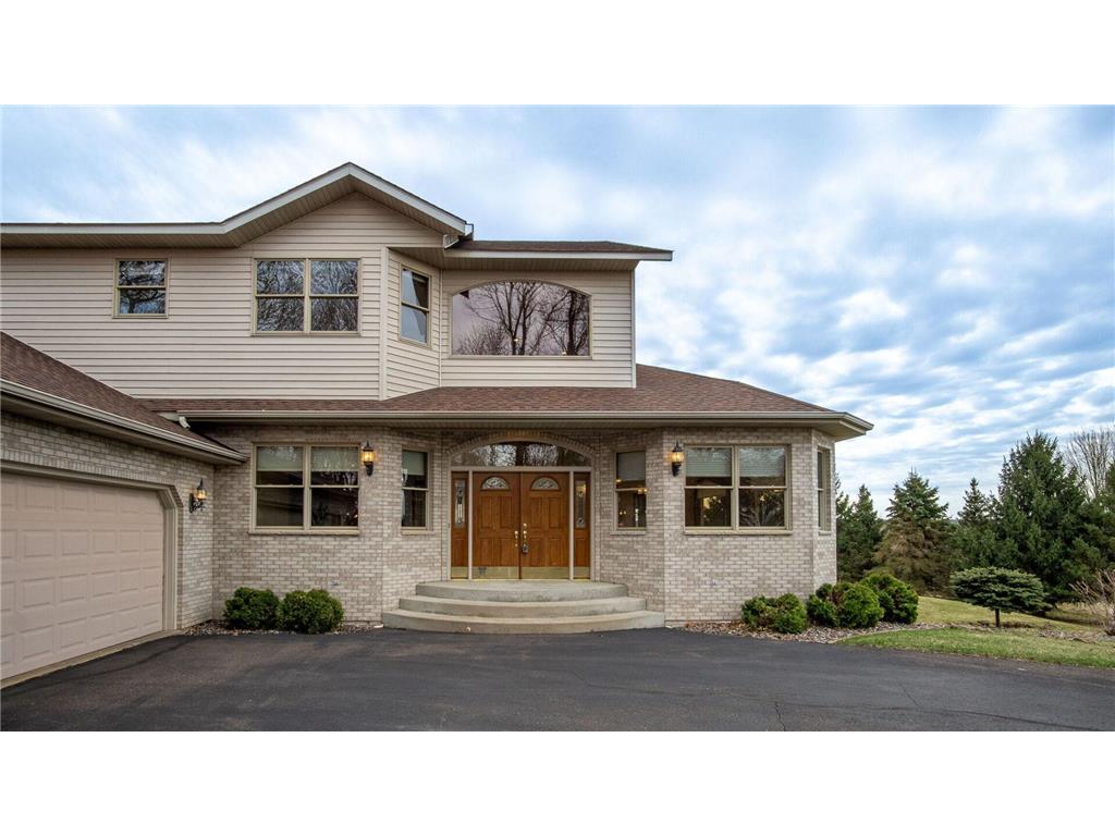 E5110 Interlachen Boulevard Eau Claire WI 54738 7058253 image2