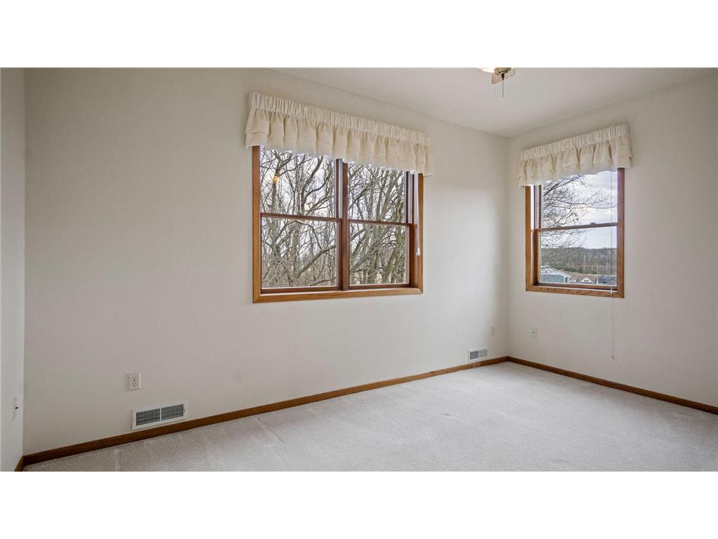 E5110 Interlachen Boulevard Eau Claire WI 54738 7058253 image60