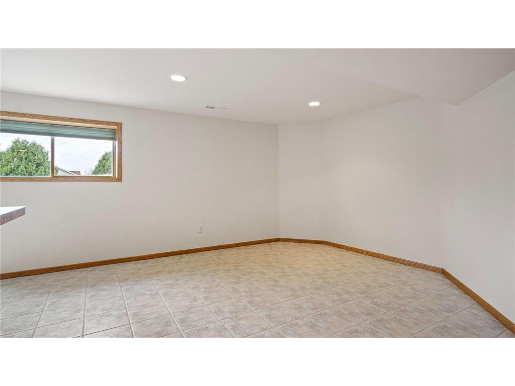 E5110 Interlachen Boulevard Eau Claire WI 54738 7058253 image75