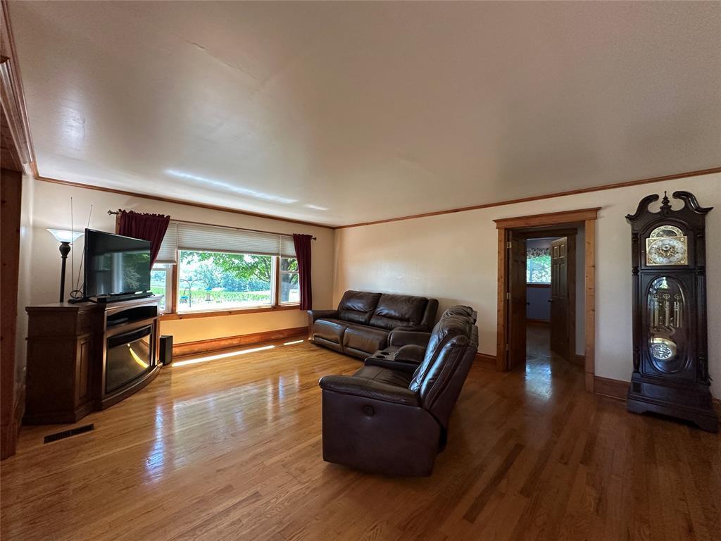 E910 Cedar Road Eau Claire WI 54701 7109350 image12