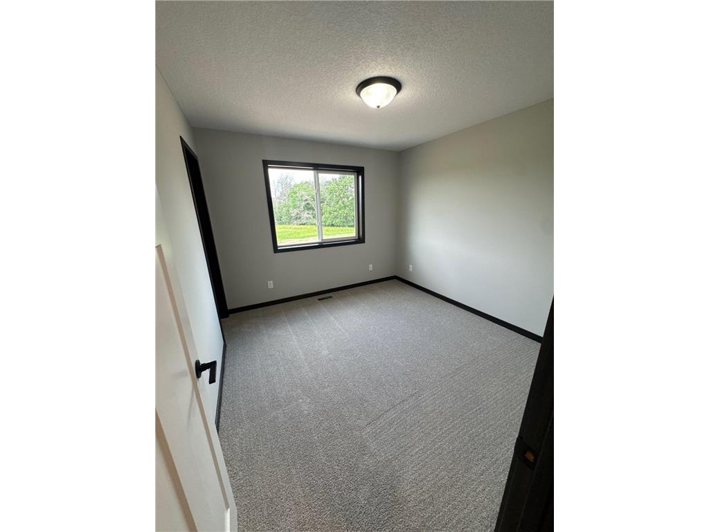 L2 B1 Viking Boulevard NE East Bethel MN 55011 7029593 image12