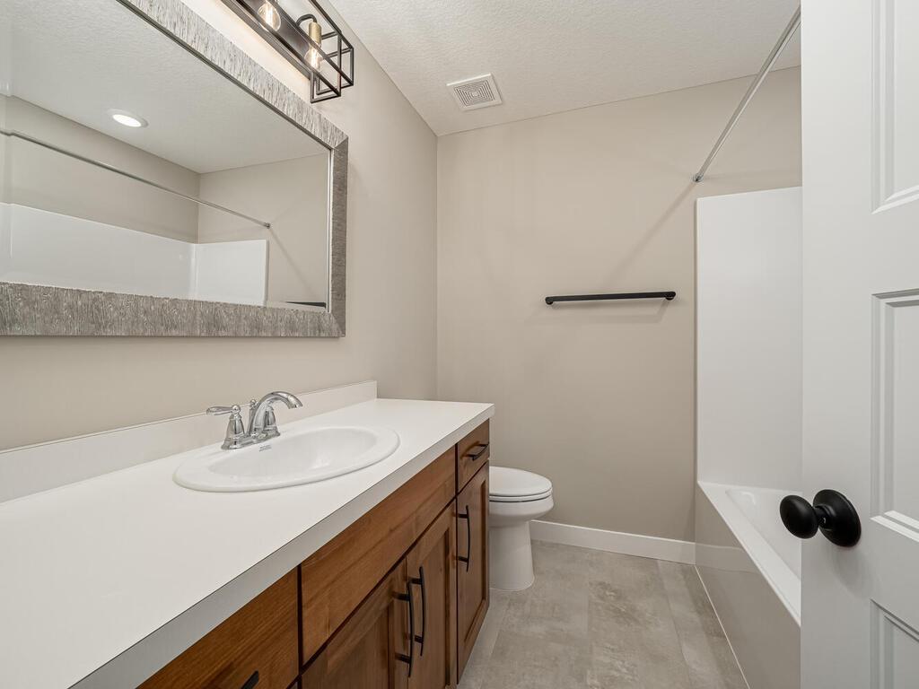 L5 B2 238th Avenue NW Zimmerman MN 55398 6816716 image24