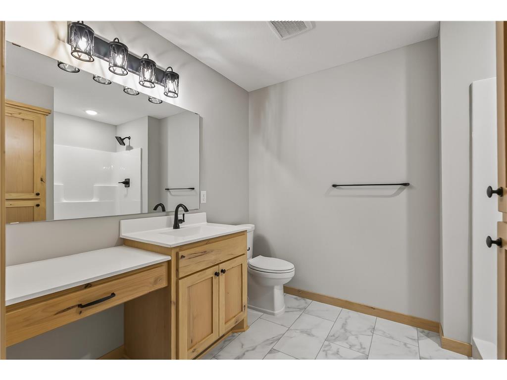 L7 B2 138th St Princeton MN 55371 7021239 image21