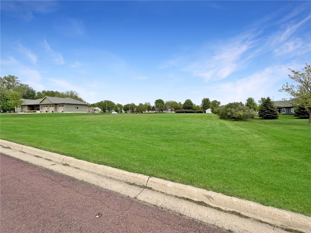 LOT 2 BLK 1 Garnet Avenue Slayton MN 56172 6139611 image1