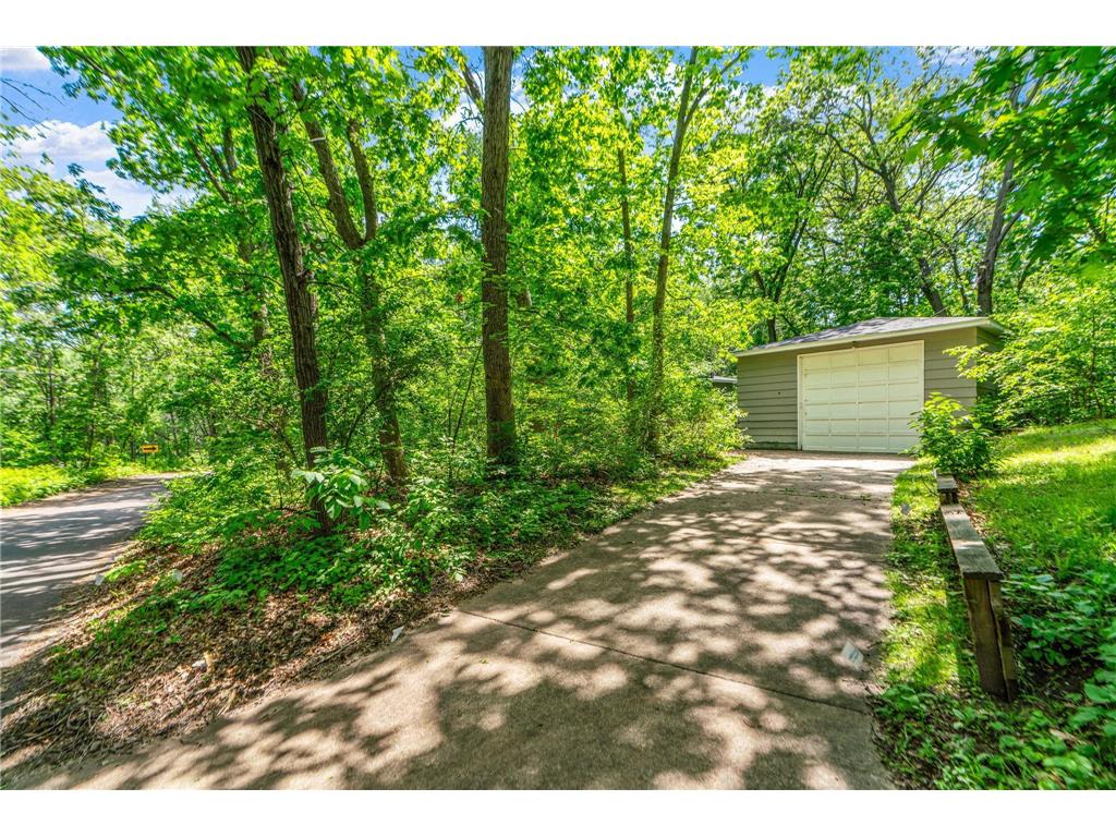 640 Wildwood Ave Birchwood Village MN 55110 - White Bear 6541937 image1