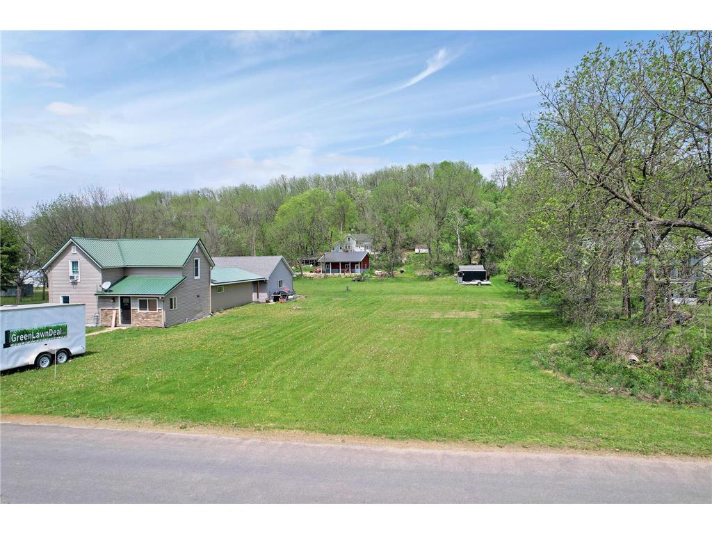 Lot 5 Oak Street NE Mazeppa MN 55956 6726165 image1