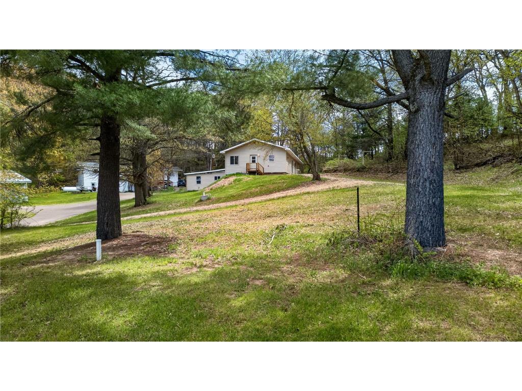 N10266 County Road M Grant Twp WI 54730 6774472 image2