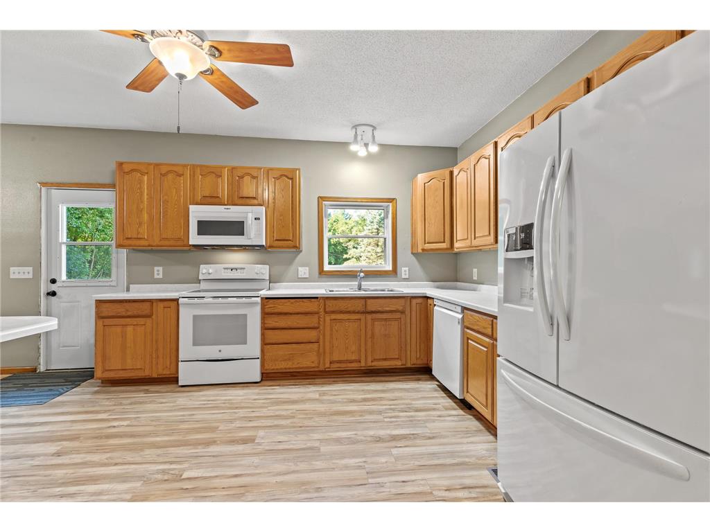 N10270 County Road M Colfax Twp WI 54730 6774460 image5