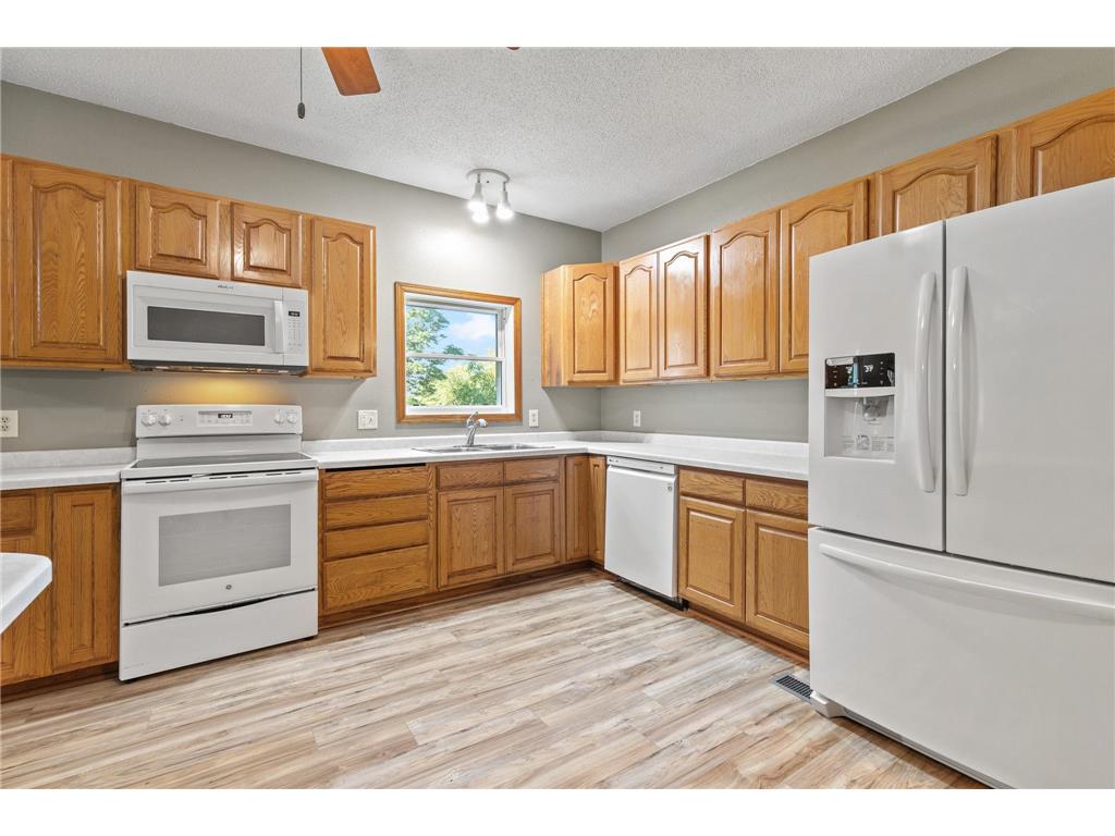 N10270 County Road M Colfax Twp WI 54730 6774460 image6