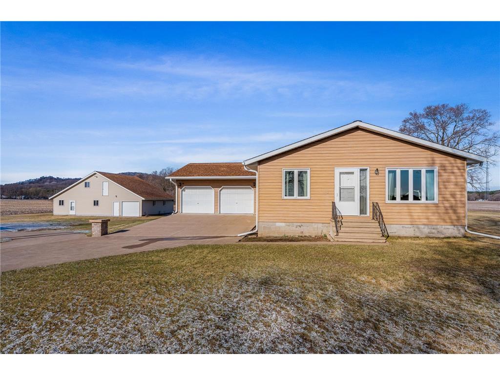 N12463 Schubert Road Trempealeau WI 54661 6697875 image1