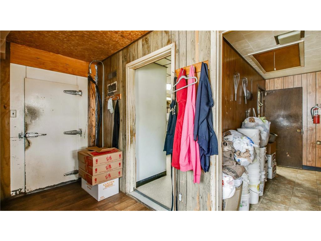 N14015 W Central Avenue Fifield WI 54524 6693698 image16