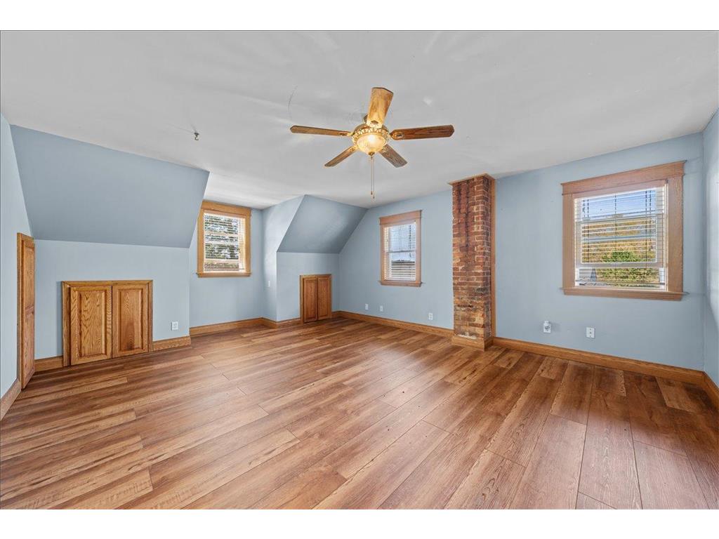 N3706 690th Street Hartland Twp WI 54011 7033889 image32