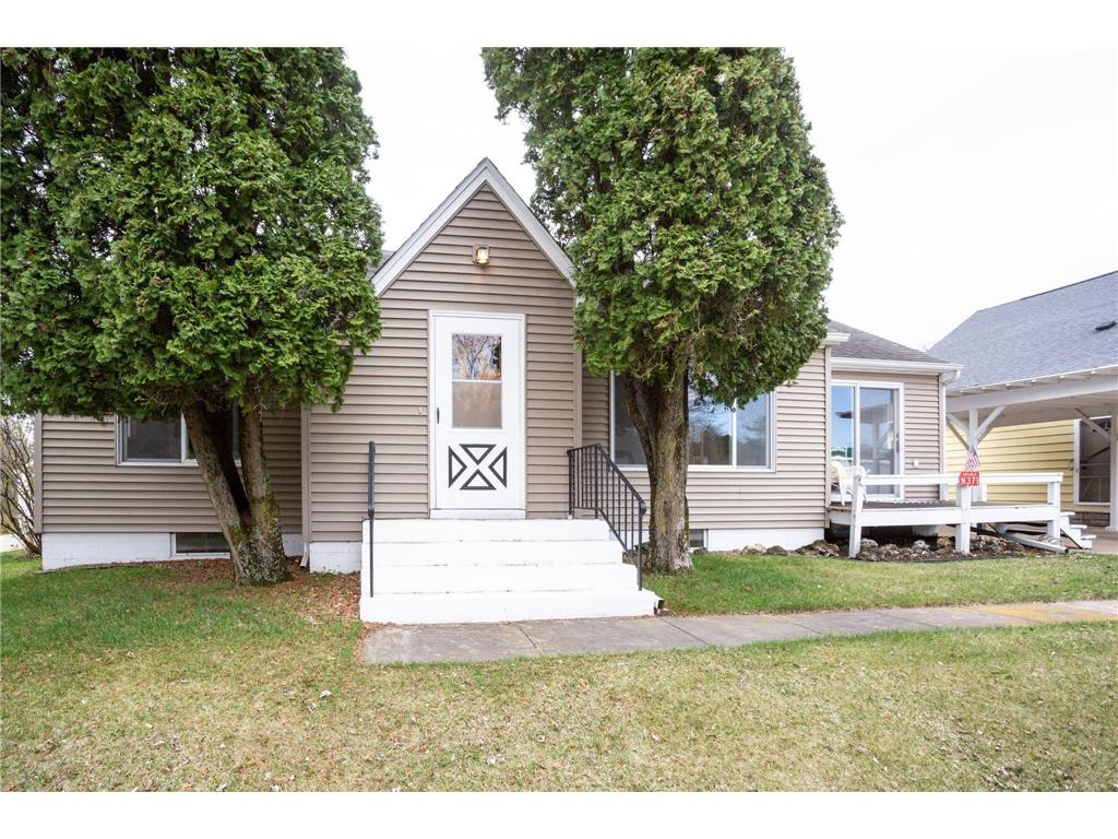 N371 N373 County Road D, Eau Galle, WI, 54737 MLS 6520540 Edina Realty