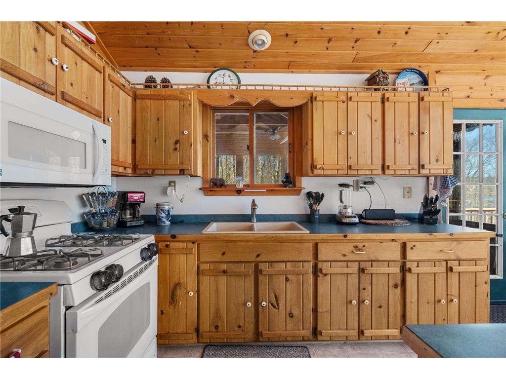 N4381 Red Oak Lane Stone Lake WI 54876 - Slim Lake 7058270 image13