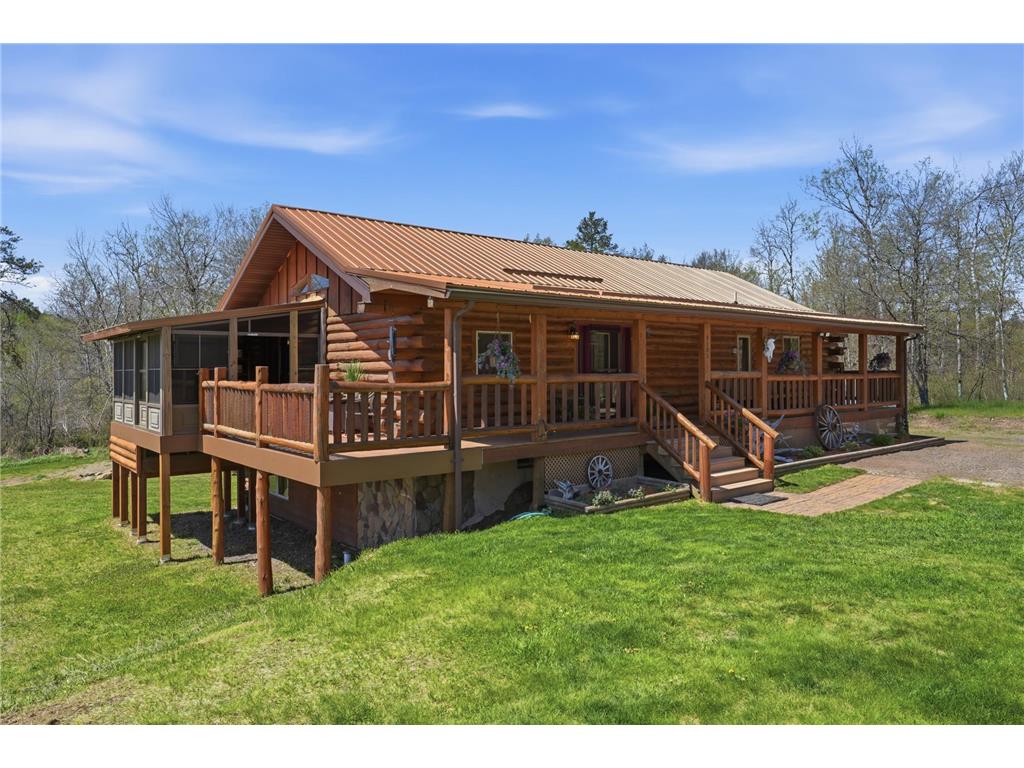 N6101 9th Street Crystal Twp WI 54801 7065142 image1