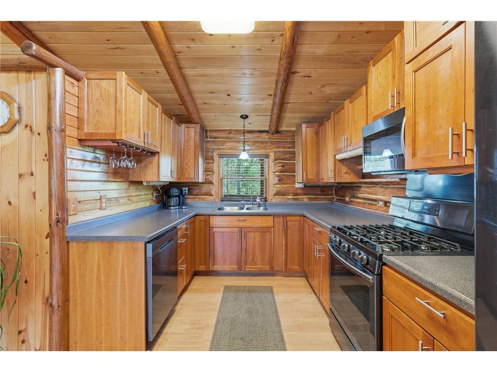 N6101 9th Street Crystal Twp WI 54801 7065142 image15