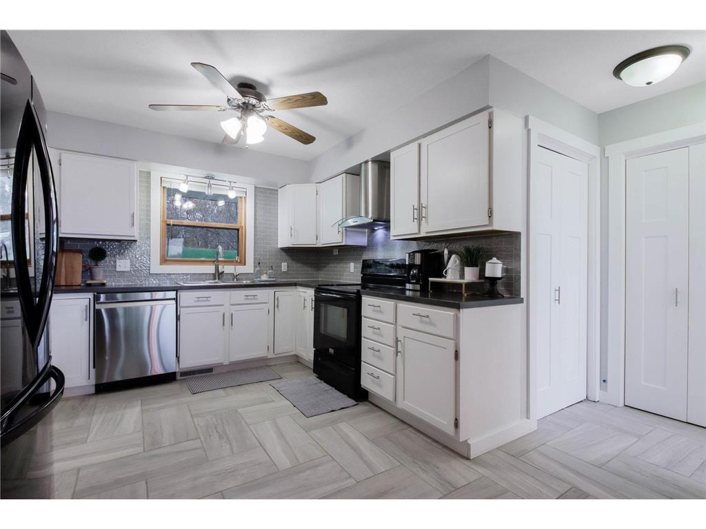 N7273 529th Street Menomonie WI 54751 7001316 image10