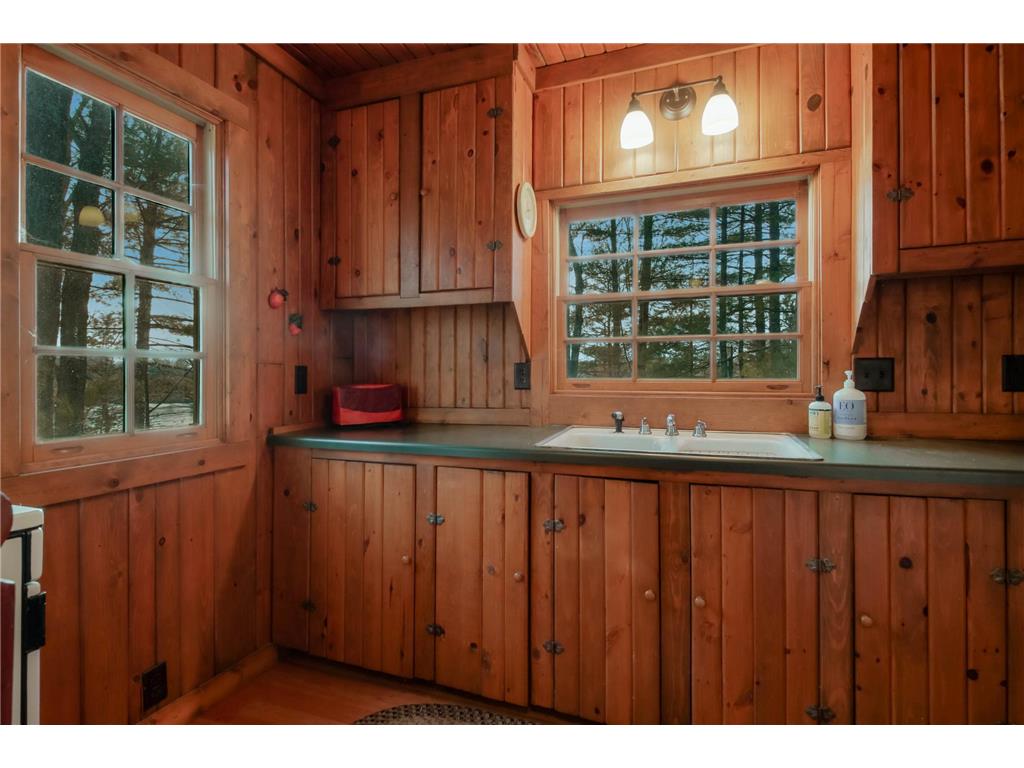 N8878 Lakeshore Drive Hayward WI 54843 - Beaver Lake 7020650 image14