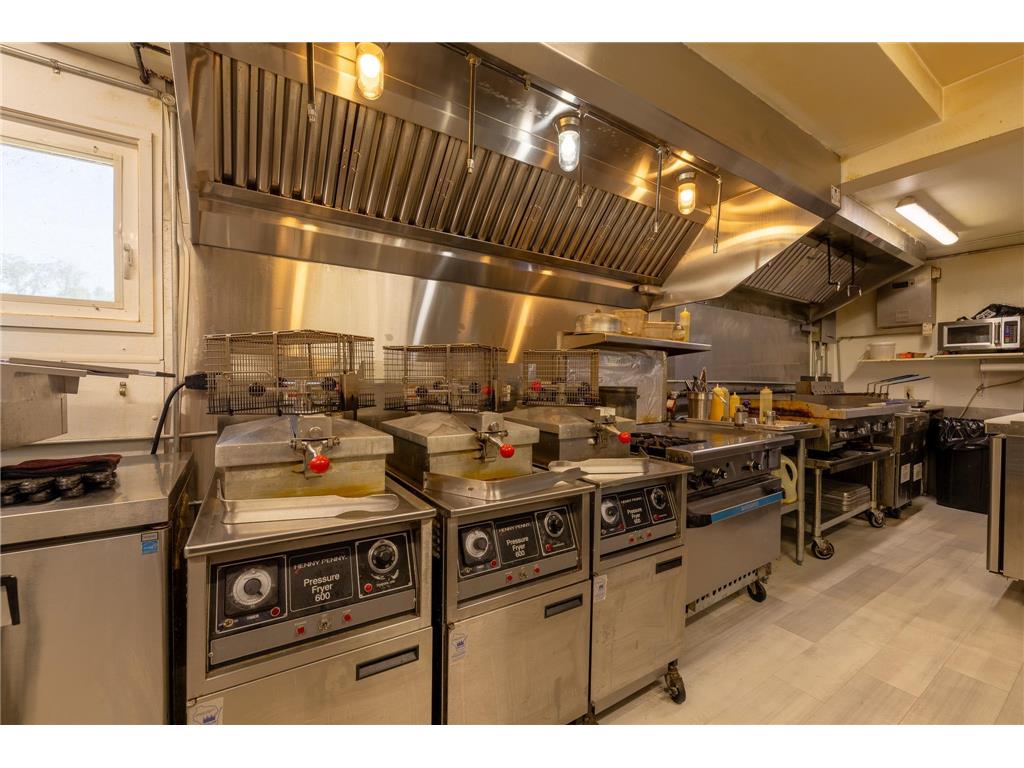 S1582 State Road 35 Alma WI 54610 6705998 image22