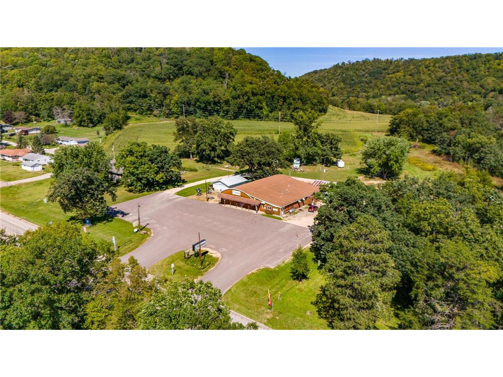 S1582 State Road 35 Alma WI 54610 6705998 image3