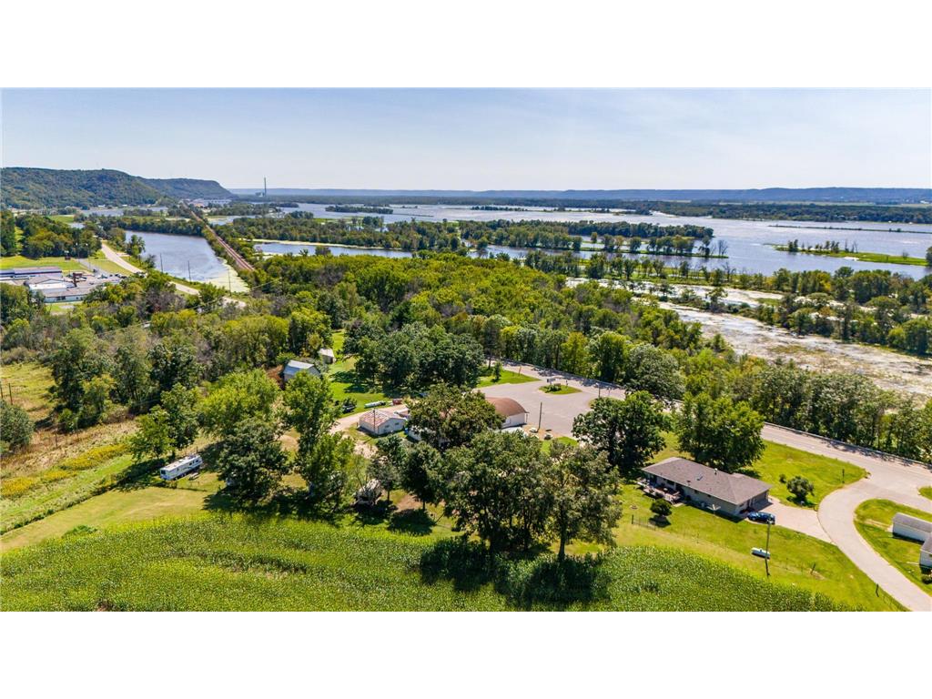 S1582 State Road 35 Alma WI 54610 6705998 image38
